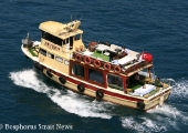LUFER 3 TOURING BOAT 310508.JPG